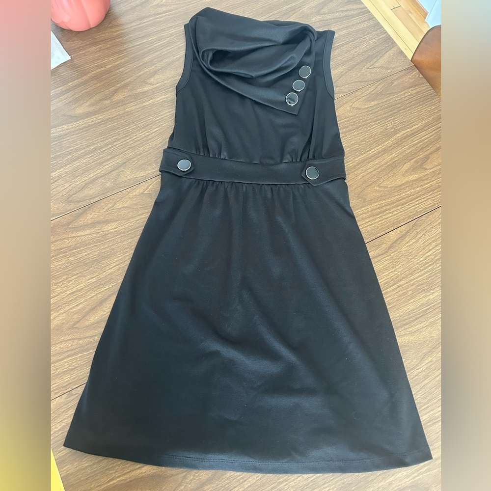 Monteau Black Garment